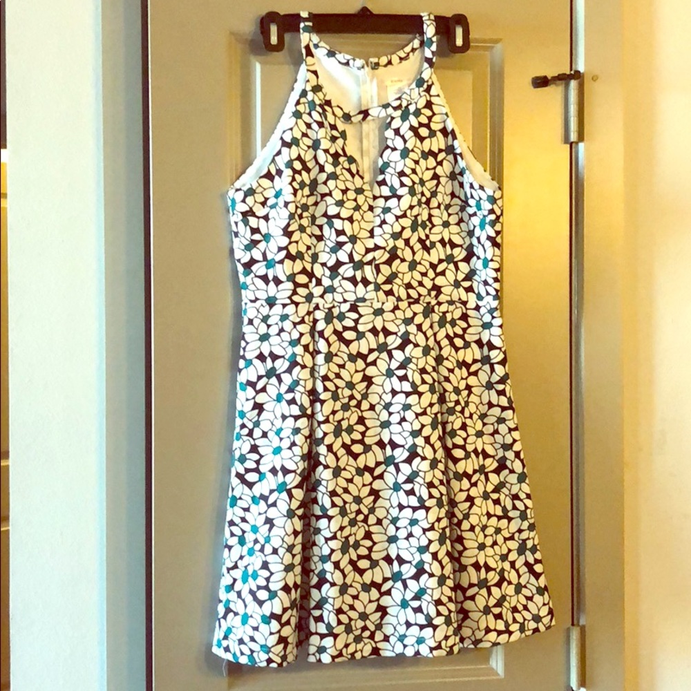 Never worn, sleeveless dress
